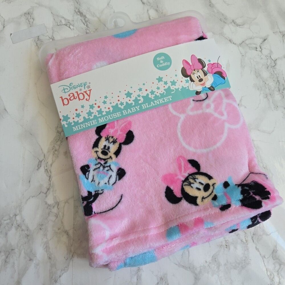 Disney Minnie  1-Ply Flannel Fleece